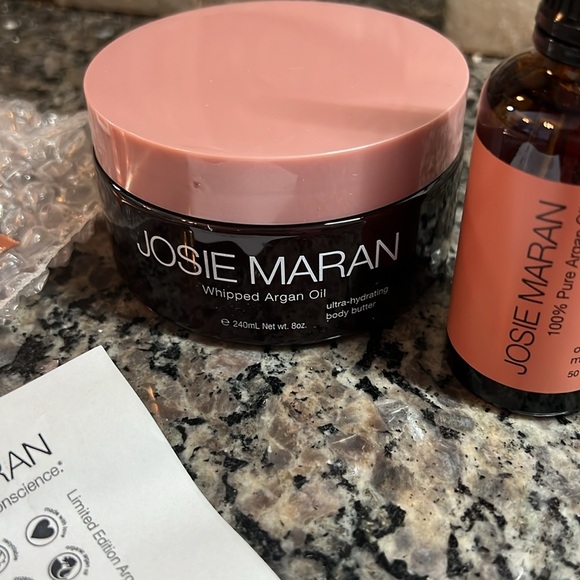 Josie Maran argan oil NWT - Picture 3 of 6